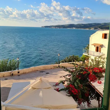 La Finestra Sul Mare Nel Centro Storico Apartment